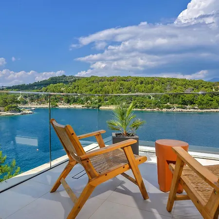 Ivy - An Award Winning Beachfront On The Island Of Brac Near Split