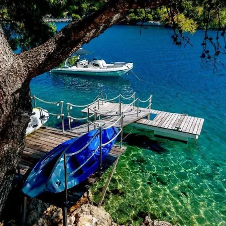 Ivy - An Award Winning Beachfront On The Island Of Brac Near Split Villa Selca (Brac)