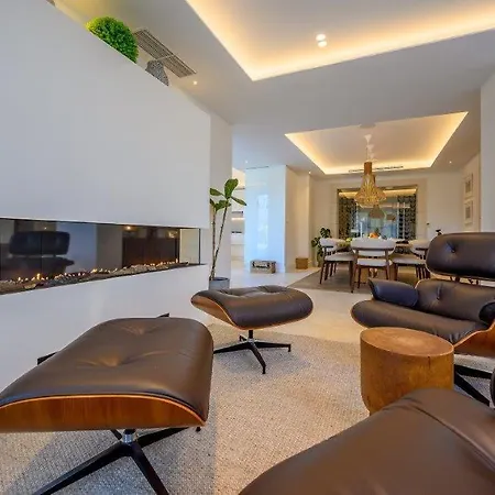 Ivy - An Award Winning Beachfront On The Island Of Brac Near Split *