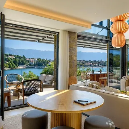 Villa Ivy - An Award Winning Beachfront On The Island Of Brac Near Split