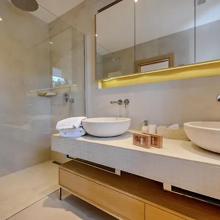 Villa Ivy - An Award Winning Beachfront On The Island Of Brac Near Split *